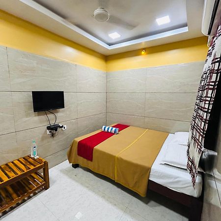 Gsr Residency Hotel Канчипурам Екстериор снимка