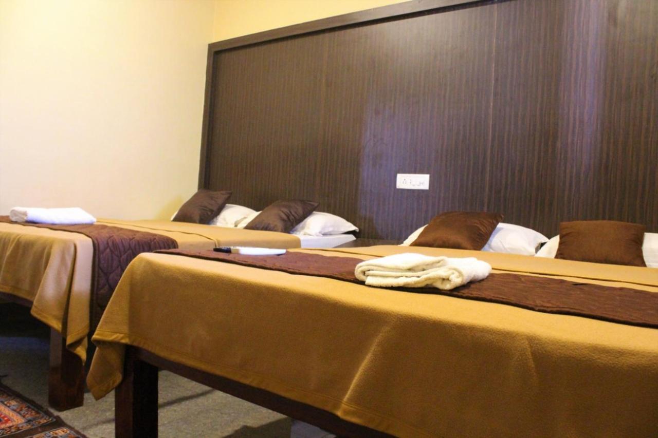 Gsr Residency Hotel Канчипурам Екстериор снимка